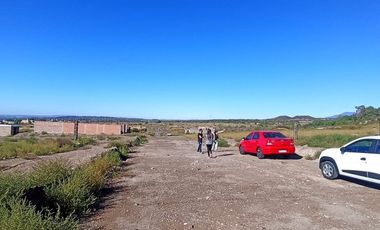 Venta lotes en barrio cerrado 