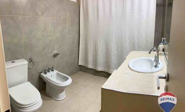 CASA EN VENTA 4 AMBIENTES EN CAÑUELAS