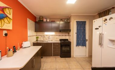 CASA 3 DORMITORIOS - SARGENTO CABRAL