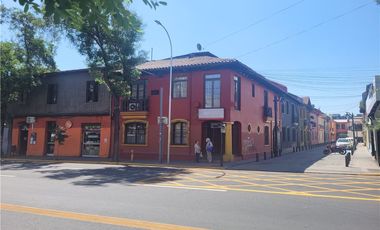 Casa Comercial de 3 Pisos