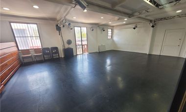 Casa Comercial de 3 Pisos