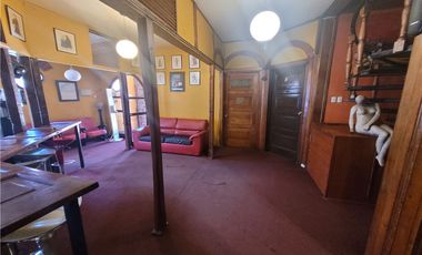 Casa Comercial de 3 Pisos
