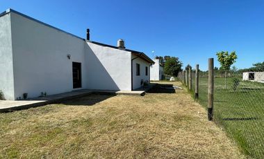 Venta casa con pileta Club de Campo La Colonia