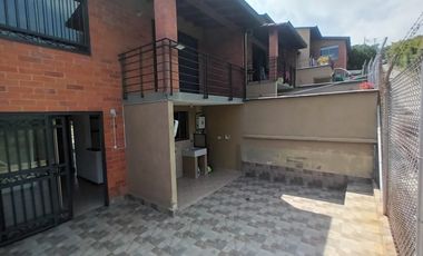 CASA EN ENVIGADO - LAS ANTILLAS