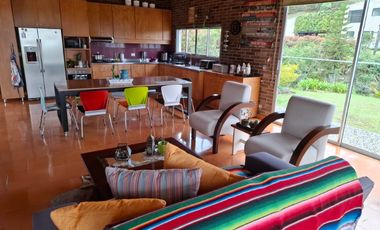 🏡 CASA EN VENTA UBICADA EN EL RETIRO SECTOR COLEGIO VERMONT