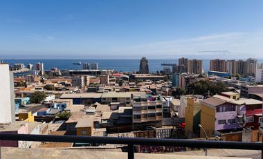 VENDO DEPARTAMENTO EN LA AV. ARGENTINA DE LA CIUDAD DE ANTOFAGASTA.