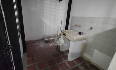 ARRIENDO de LOCALES en MEDELLIN