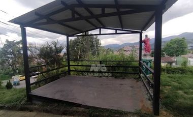ARRIENDO de LOCALES en MEDELLIN