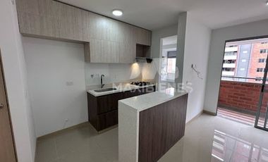 ARRIENDO de APARTAMENTO en ITAGUI