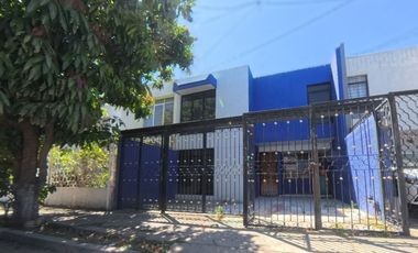 Jardines de la Paz, calle Tezozomoc