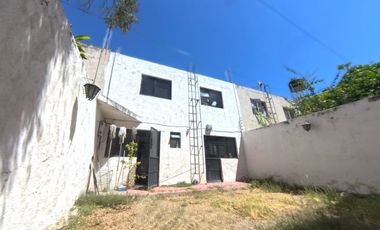 Jardines de la Paz, calle Tezozomoc