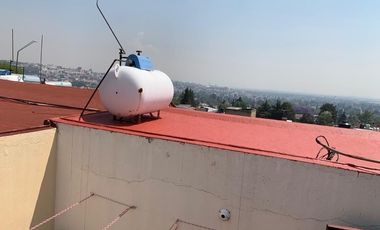 SE RENTA CASA EN JARDINES DE SAN MATEO