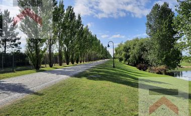 Casa 3 dorm Piscina Lote 1600m2 APTO CREDITO Barrio Cerrado Chacras de la Reserva Cardales