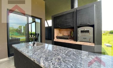 Casa 3 dorm Piscina Lote 1600m2 APTO CREDITO Barrio Cerrado Chacras de la Reserva Cardales