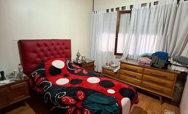 CASA VENTA 3 AMBIENTES Coronel Perdriel 2865 C/COCHERA (REMEDIOS DE ESCALADA)