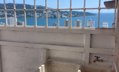 CASA EN CONDOMINIO CON VISTA AL MAR EN CONDESA ACAPULCO