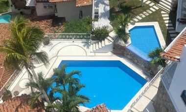 CASA EN CONDOMINIO CON VISTA AL MAR EN CONDESA ACAPULCO