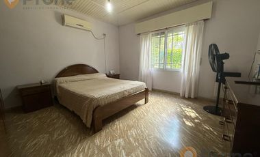 VENTA CASA EN FUNES DE 2 DORMITORIOS