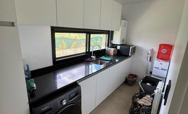 Casa en venta - 3 Dormitorios 3 Baños - 628Mts2 - Lagos de Canning