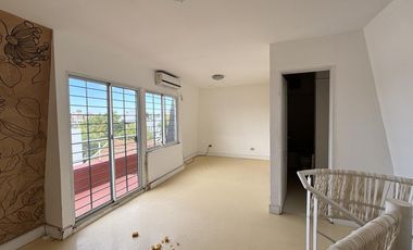 Muy buen departamento con excelentes accesos de 3 ambientes. San Isidro