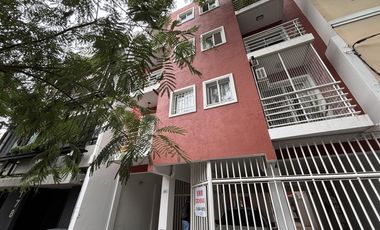 Muy buen departamento con excelentes accesos de 3 ambientes. San Isidro