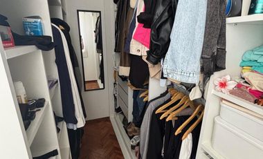Departamento 2 ambientes con cochera doble independiente. VIcente Lopez
