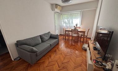 Departamento 2 ambientes con cochera doble independiente. VIcente Lopez