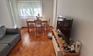 Departamento 2 ambientes con cochera doble independiente. VIcente Lopez