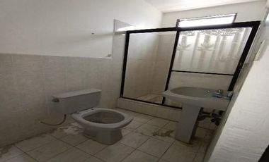 CASA EN VENTA EN CIUDADELA EL GUAYACAN, QUEVEDO