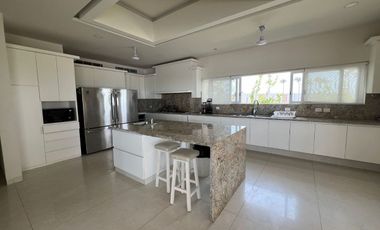 CASA EN RENTA EN TRES VIDAS ACAPULCO