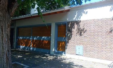 Casa Alquiler comercial en quinta sección.  Excelente oportunidad
