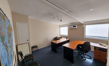 Venta Oficina 122 m2 con 2 cocheras Centro de San Isidro