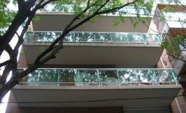 Divino 3 ambientes Contrafrente - Cochera - Amenities - Bajas Expensas!!