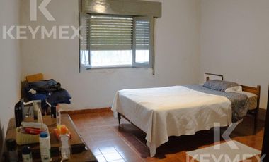 Casa en venta 3 Ambientes con parque, Berazategui