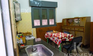 Casa en venta 3 Ambientes con parque, Berazategui