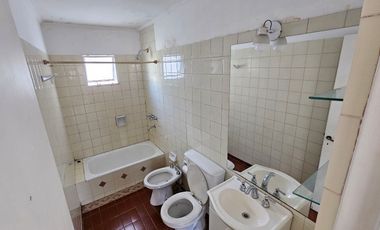 Departamento en alquiler, zona Centro 2 habitaciones y cochera