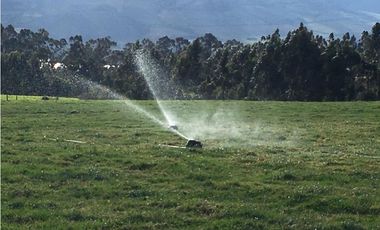 Hacienda sector Machachi 25 hectáreas, ubicación privilegiada.