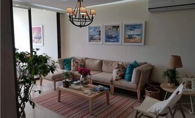 Venta de apartamento en P.H. Perlamar, San Carlos Casamar