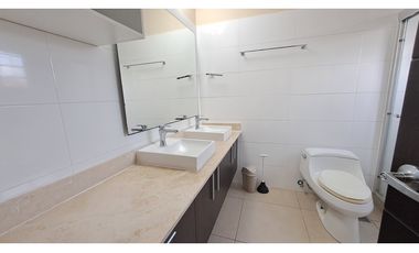 Venta de Amplia casa en Palmia 3R+CBE, Woodlands. Panamá Pacífico.