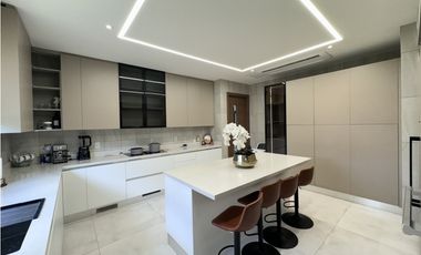 Alquiler de casa en The Woods, Santa María