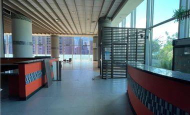 OFICINA EN OCEANIA | 457m² | $5,872.63 mensual