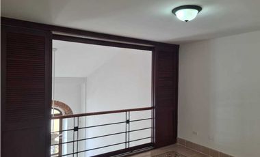 VENDO ALQUILO  APARTAMENTO EN CASCO ANTIGUO GRAN TERRAZA HERMOSA VISTA