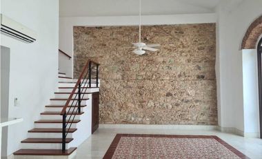 VENDO ALQUILO  APARTAMENTO EN CASCO ANTIGUO GRAN TERRAZA HERMOSA VISTA