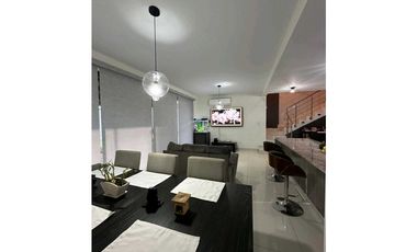 VENDO ESPECTACULAR CASA PH RIVERVIEW