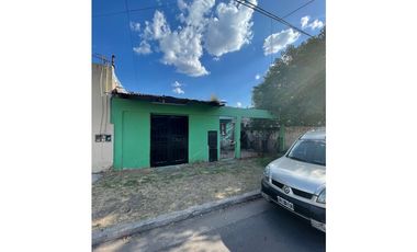 Timbó N° 76 entre Luján y Cristianía, Isidro Casanova, La Matanza