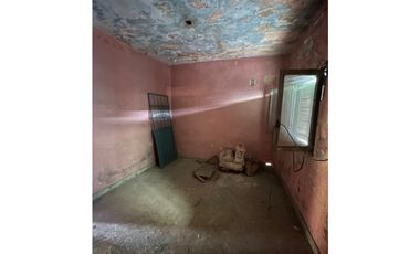 Timbó N° 76 entre Luján y Cristianía, Isidro Casanova, La Matanza