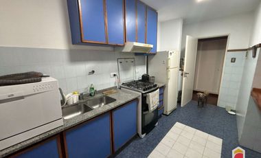 Villa Allende Golf. Casa en alquiler de 3 dormitorios cochera, pileta y parque