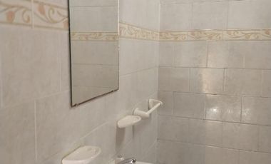 Departamento Tipo Casa en alquiler en Lanus Este