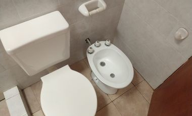 Departamento Tipo Casa en alquiler en Lanus Este