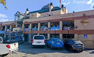 Local Comercial en Venta en Vitacura con Luis Carrera